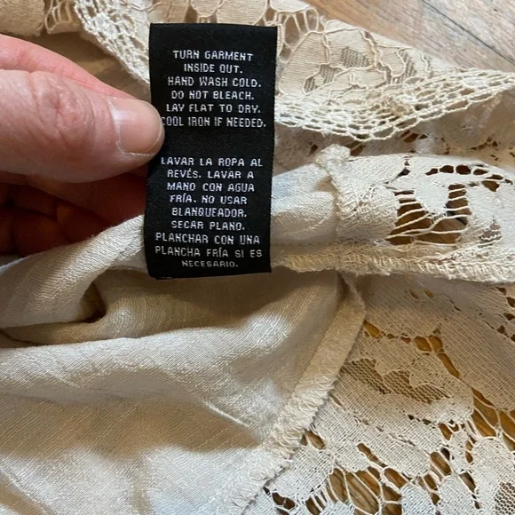 Zac & Rachel Cream Lace Blouse - Picture 7 of 8